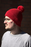 Mütze Schurwolle Rot mit Bommel